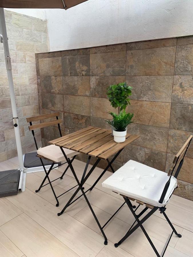 Apartamento Los Naranjos De Santa Justa Seville Luaran gambar