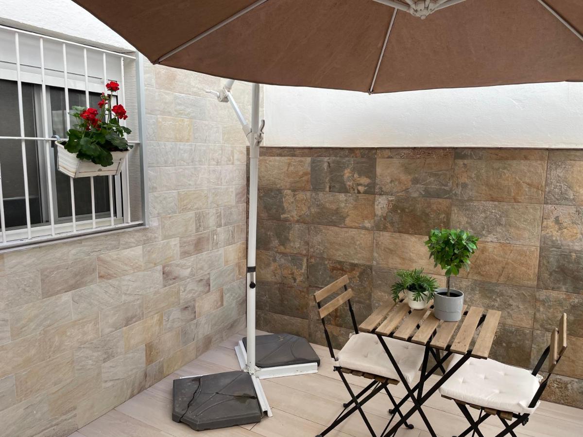 Apartamento Los Naranjos De Santa Justa Seville Luaran gambar