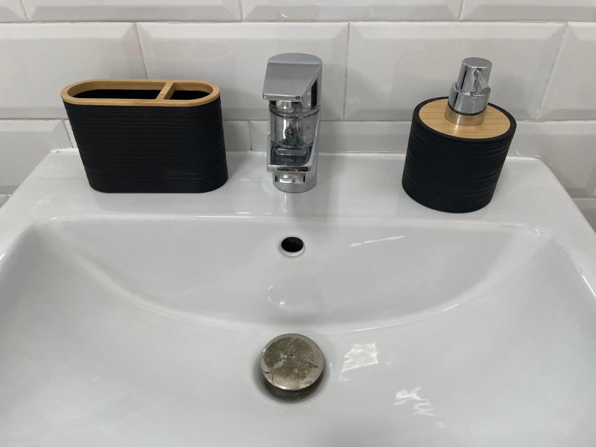Apartamento Los Naranjos De Santa Justa Seville Luaran gambar