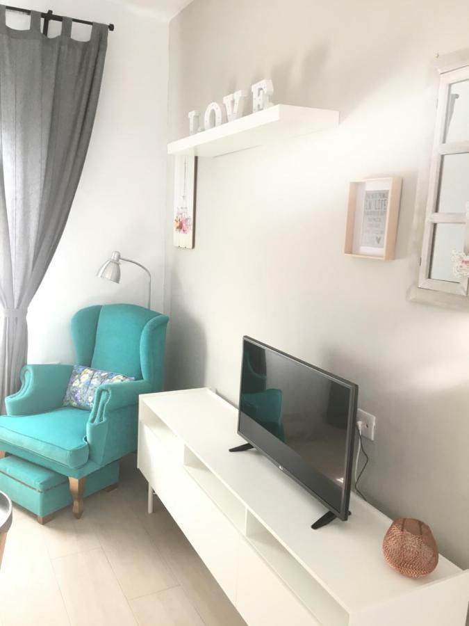 Apartamento Los Naranjos De Santa Justa Seville Luaran gambar