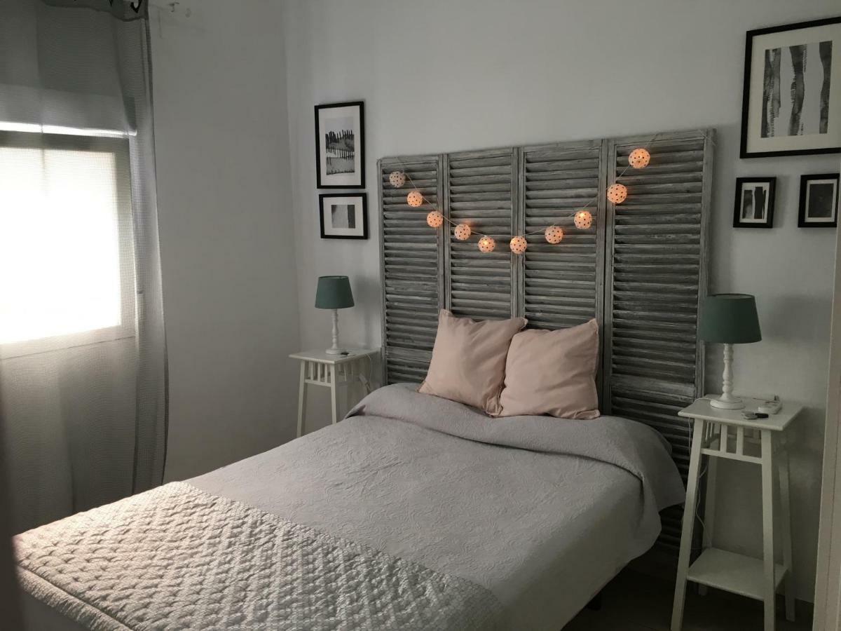 Apartamento Los Naranjos De Santa Justa Seville Luaran gambar