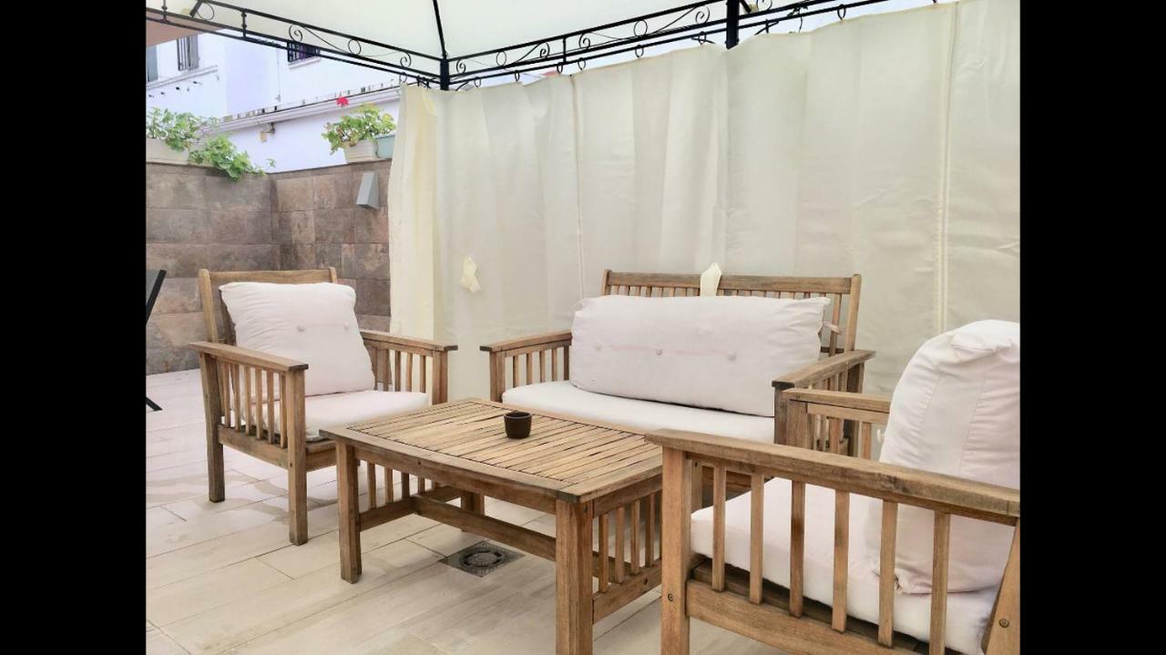 Apartamento Los Naranjos De Santa Justa Seville Luaran gambar